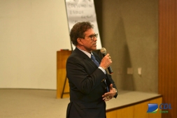 Fique por dentro - Palestra com Dr. Gilberto Aquin